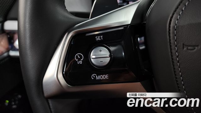 BMW 7 Series (G70) 740i sDrive Design Pure Excellence 2023 — фото 21