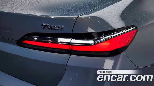 BMW 7 Series (G70) 740i sDrive Design Pure Excellence 2023 — фото 29