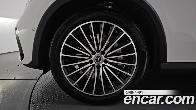 Mercedes-Benz GLC-Class (X254) GLC300 4MATIC AMG Line 2026 — фото 5