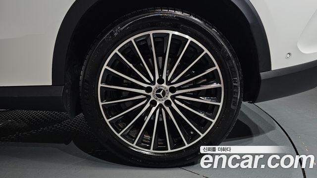 Mercedes-Benz GLC-Class (X254) GLC300 4MATIC AMG Line 2026 — фото 21