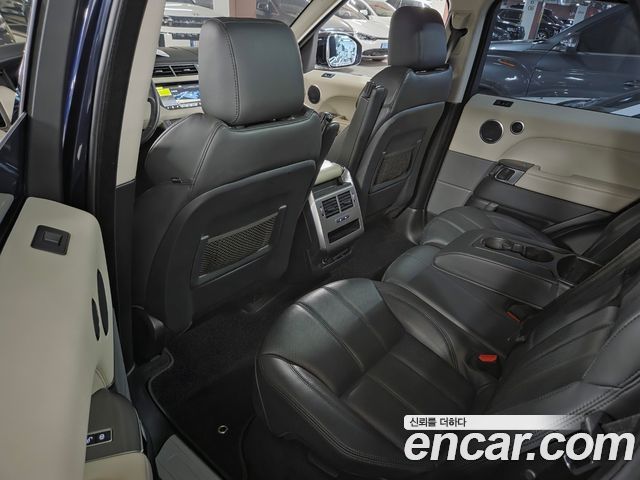 Land Rover Range Rover Sport (II) 3.0 SDV6 HSE 2017 — фото 21