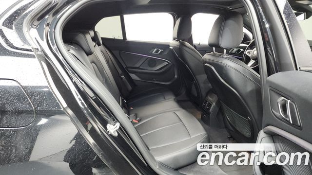 BMW 1 Series (F40) 120i M Sports 2022 — фото 12