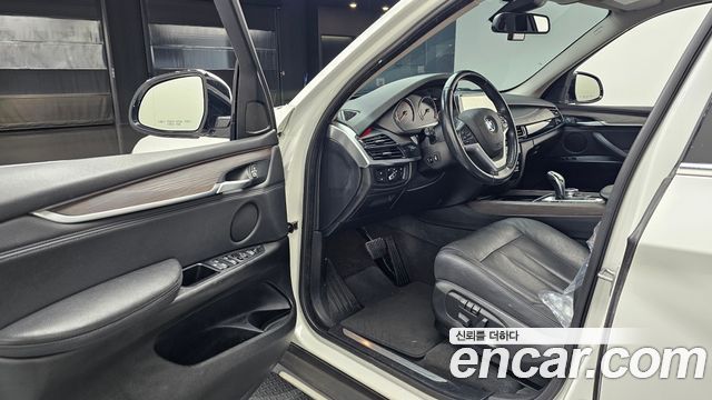 BMW X5 (F15) xDrive 30d 2015 — фото 10