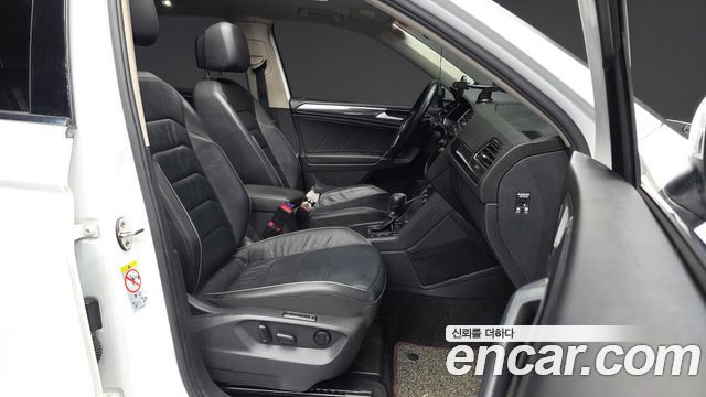 Volkswagen Tiguan Allspace 2.0 TDI Prestige 2018 — фото 11
