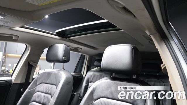 Volkswagen Tiguan Allspace 2.0 TDI Prestige 2018 — фото 19