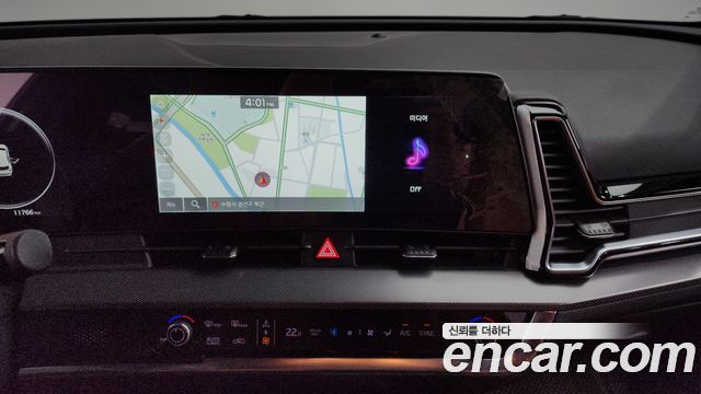 Kia Sportage Hybrid (V) Nobleless 2WD 2023 — фото 13