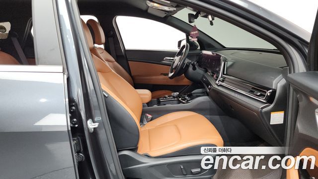 Kia Sportage Hybrid (V) Nobleless 2WD 2023 — фото 26