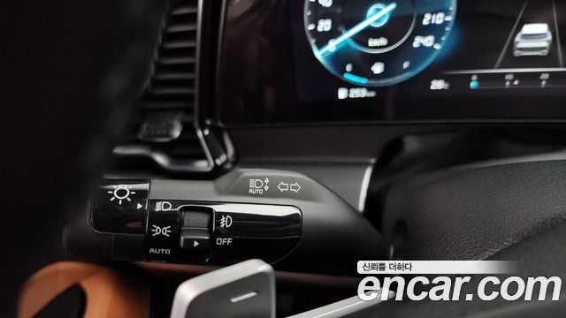 Kia Sportage Hybrid (V) Nobleless 2WD 2023 — фото 27