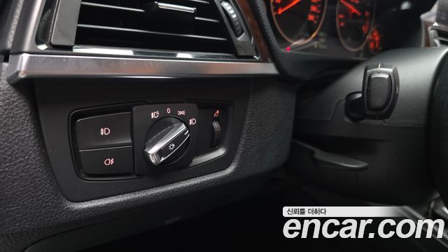 BMW 3 Series (F30) 320d 2013 — фото 24