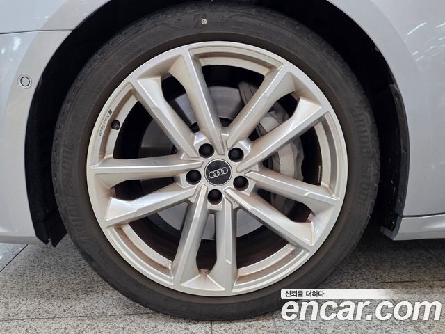 Audi A7 (4K) 55 TFSI e Quattro Premium 2023 — фото 5