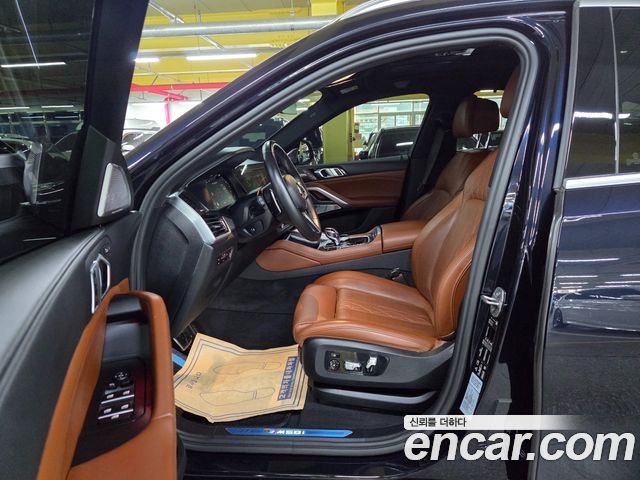 BMW X6 (G06) M50i 2021 — фото 10