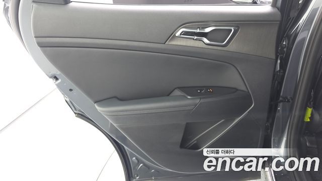 Kia Sportage (V) LPG 2.0 2WD Signature 2025 — фото 25