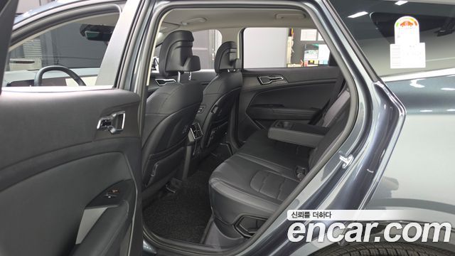 Kia Sportage (V) LPG 2.0 2WD Signature 2025 — фото 26
