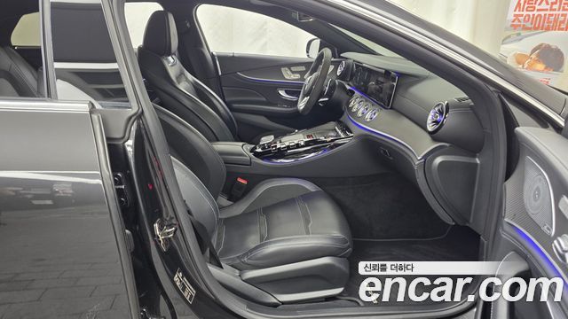 Mercedes-Benz AMG GT 4Door 63 S 4MATIC+ 2021 — фото 15