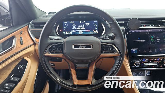 Jeep Grand Cherokee (WL) 4xe Summit Reserve 2023 — фото 13