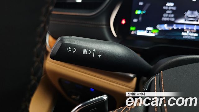 Jeep Grand Cherokee (WL) 4xe Summit Reserve 2023 — фото 27