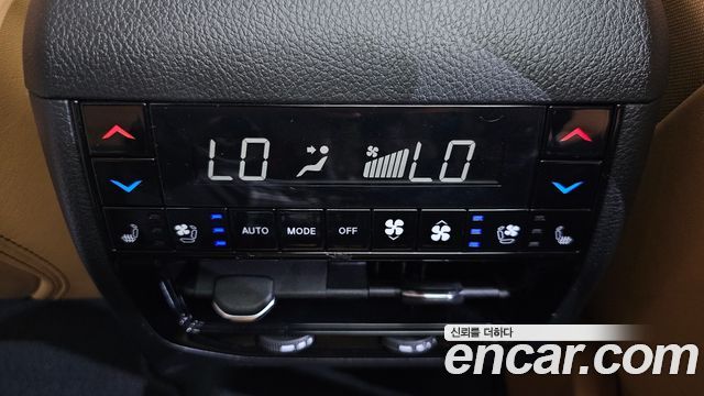 Jeep Grand Cherokee (WL) 4xe Summit Reserve 2023 — фото 32