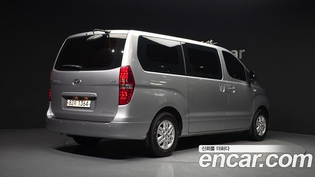 Hyundai Grand Starex Van 3-Seater Smart 2021 — фото 2