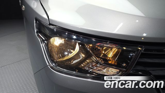 Hyundai Grand Starex Van 3-Seater Smart 2021 — фото 22