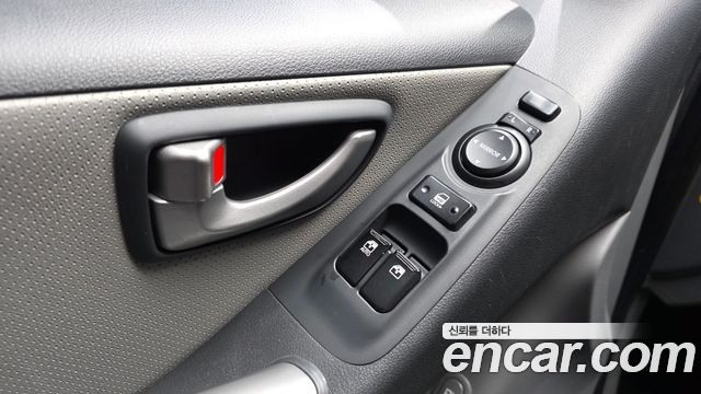 Hyundai Grand Starex Van 3-Seater Smart 2021 — фото 27