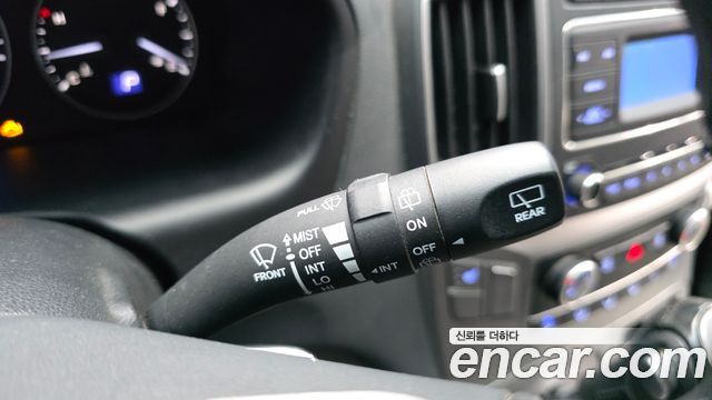 Hyundai Grand Starex Van 3-Seater Smart 2021 — фото 30