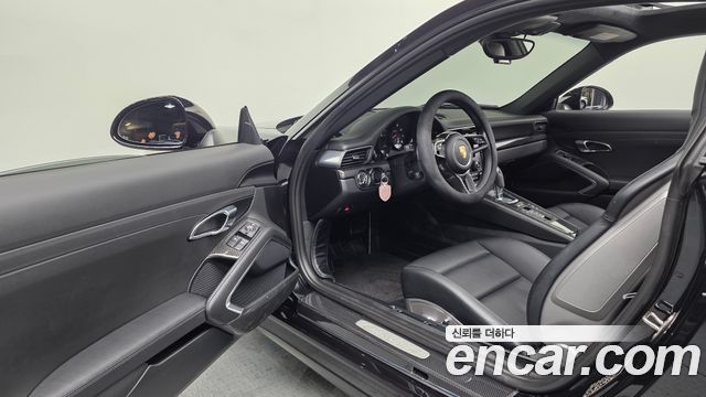 Porsche 911 Carrera 4 991 2017 — фото 10
