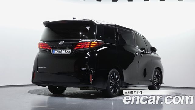 Toyota Alphard (IV) 2.5 HEV Executive AWD 2025 — фото 2