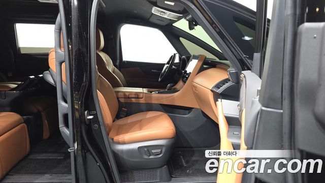 Toyota Alphard (IV) 2.5 HEV Executive AWD 2025 — фото 15