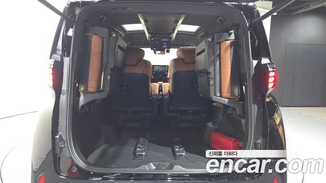 Toyota Alphard (IV) 2.5 HEV Executive AWD 2025 — фото 24