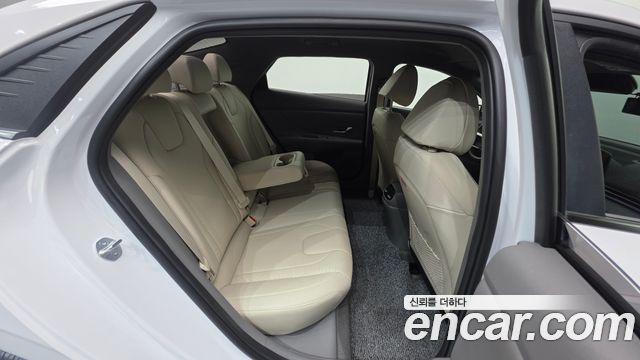Hyundai Avante (CN7) 1.6 Inspiration 2023 — фото 22