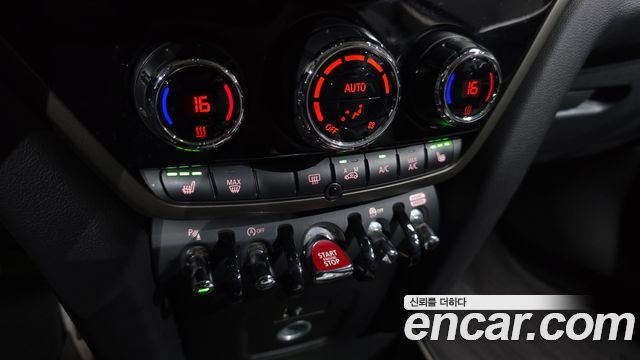 MINI Cooper Countryman Classic 2nd 2024 — фото 38