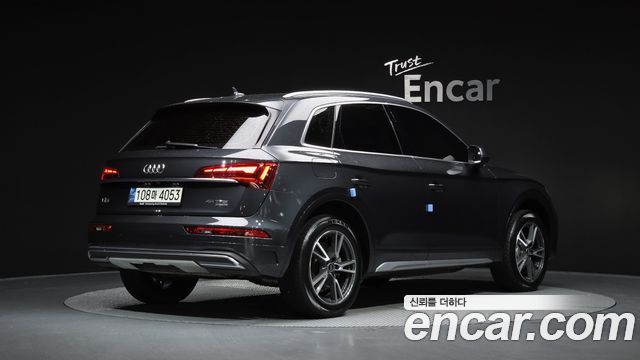 Audi Q5 (FY) 45 TFSI Quattro 2021 — фото 2