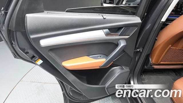 Audi Q5 (FY) 45 TFSI Quattro 2021 — фото 25