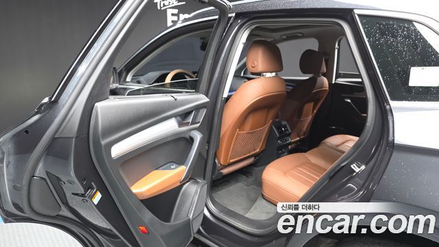 Audi Q5 (FY) 45 TFSI Quattro 2021 — фото 26