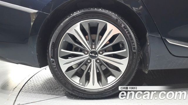 Kia K8 Hybrid Signature 2022 — фото 5