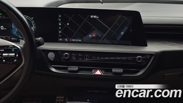 Kia K8 Hybrid Signature 2022 — фото 15