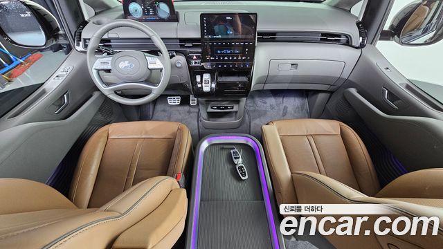 Hyundai Staria 4WD Lounge 7-Seater Inspiration 2024 — фото 7