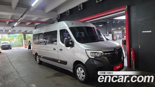 Renault Korea Master 2.3 15-Seater