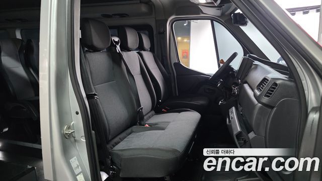 Renault Korea Master 2.3 15-Seater 2020 — фото 13