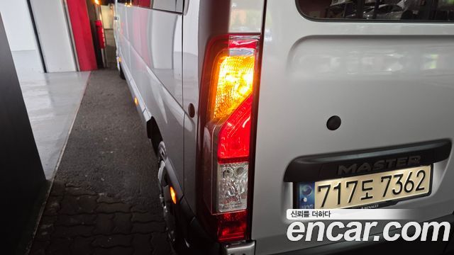 Renault Korea Master 2.3 15-Seater 2020 — фото 23