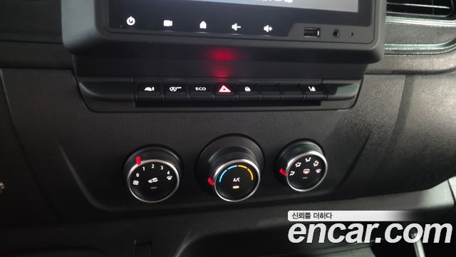Renault Korea Master 2.3 15-Seater 2020 — фото 27