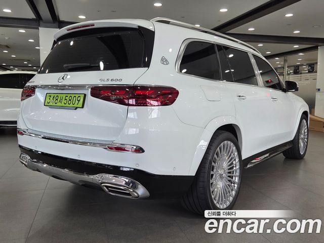 Mercedes-Benz GLS-Class (X167) Maybach GLS600 4MATIC 2025 — фото 7