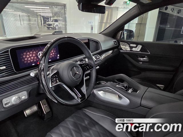 Mercedes-Benz GLS-Class (X167) Maybach GLS600 4MATIC 2025 — фото 10
