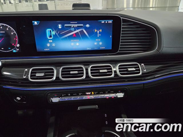 Mercedes-Benz GLS-Class (X167) Maybach GLS600 4MATIC 2025 — фото 24