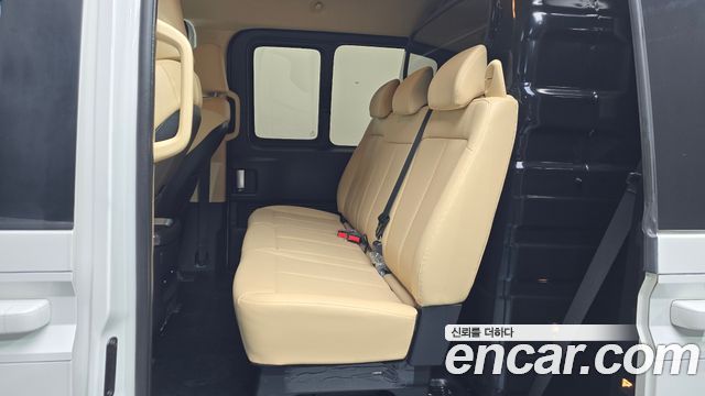 Hyundai Staria HEV 1.6 Cargo 5-Seater Modern 2025 — фото 11
