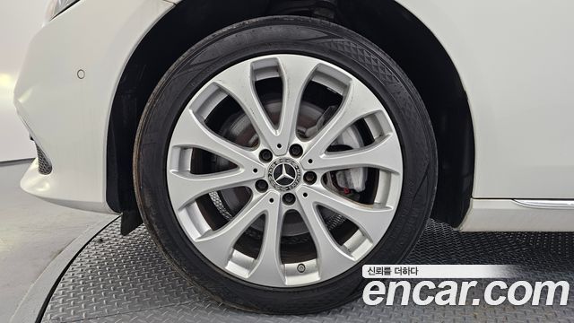 Mercedes-Benz E-Class (W213) E220d 4MATIC Exclusive 2020 — фото 5