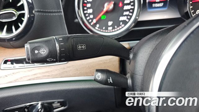 Mercedes-Benz E-Class (W213) E220d 4MATIC Exclusive 2020 — фото 28