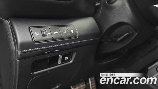 Hyundai Santa Fe Diesel 2.2 2WD Calligraphy 2021 — фото 18