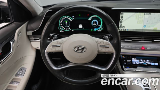 Hyundai Grandeur Hybrid (IG) Calligraphy 2022 — фото 13