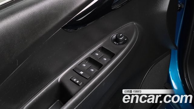 Chevrolet Spark Premier 2019 — фото 16